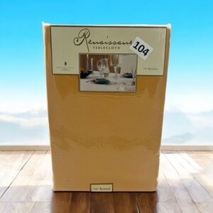 NOS ELRENE HOME FASHIONS 100% POLYESTER Harvest GOLD 70" ROUND TABLECLOTH